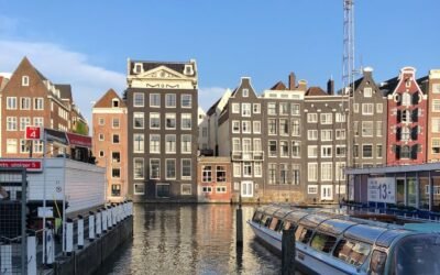 Discovering Amsterdam: A Guide to the Best Attractions, Food, and Culture